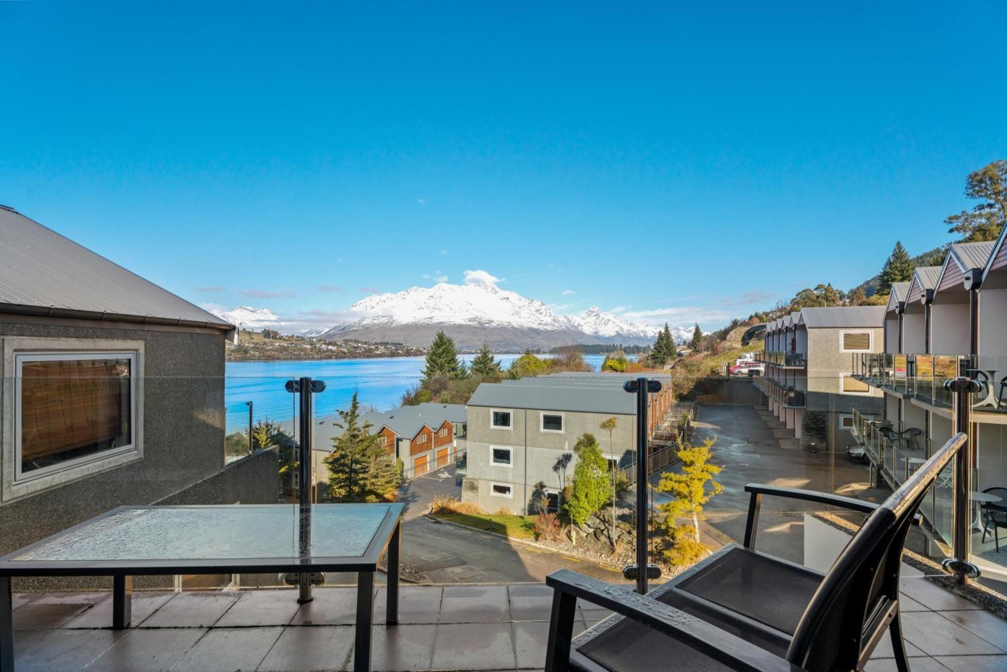 Lakefront Living - 4 Bedrm Apartment Alpine Vilage Queenstown Buitenkant foto